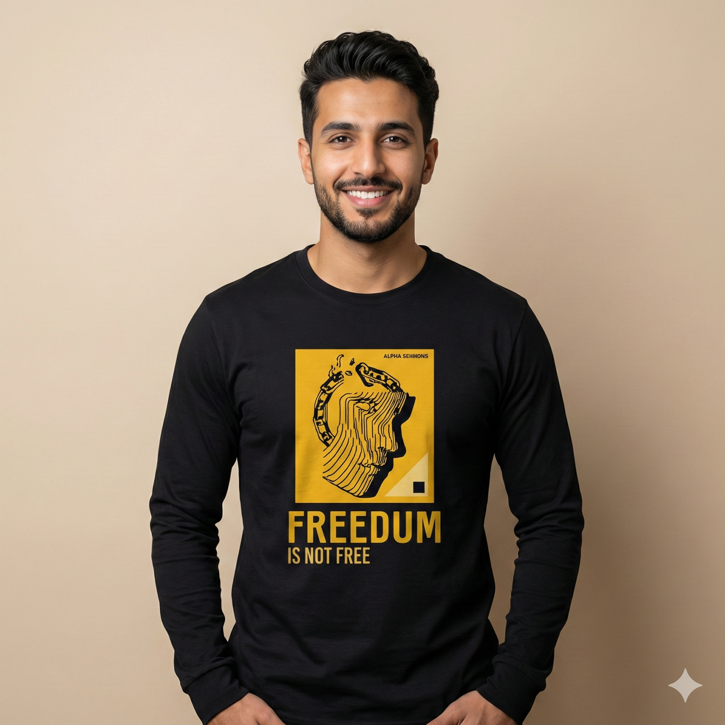 تيشيرت تصميم فني بطباعة صفراء